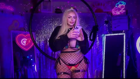 Snapshot of plasticfuckdoll chatting on 16, 2, 2025 Dumb bimbo fuck doll online show from 16, 2, 2025