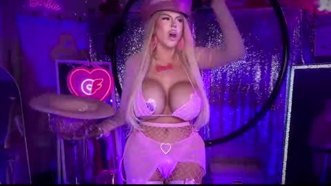 Snapshot of plasticfuckdoll chatting on 23, 2, 2025 Dumb bimbo fuck doll online show from 23, 2, 2025