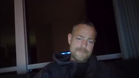 Snapshot of platugle chatting on 24, 10, 2025 platugle online show from 24, 10, 2025