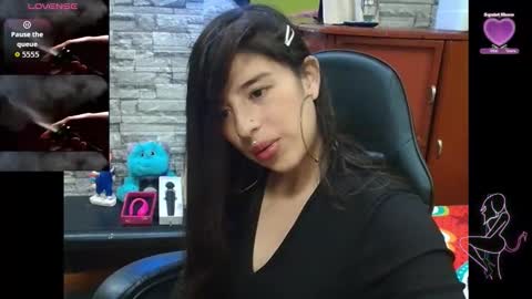 Snapshot of playboybunnyhot chatting on 6, 11, 2025 playboybunnyhot online show from 6, 11, 2025