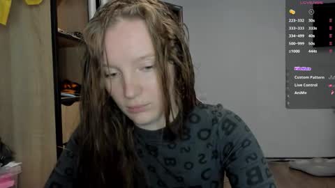 Snapshot of playful_mary chatting on 18, 10, 2025 Masha online show from 18, 10, 2025