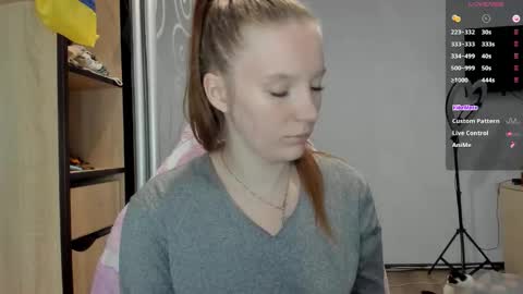 Snapshot of playful_mary chatting on 23, 10, 2025 Masha online show from 23, 10, 2025