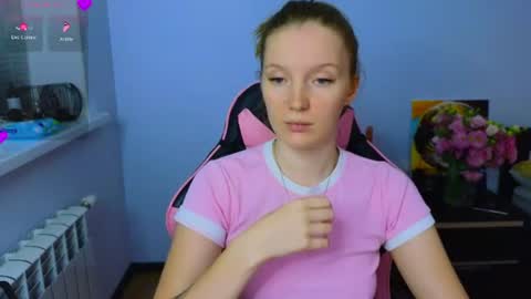 Snapshot of playful_mary chatting on 12, 7, 2026 Masha online show from 12, 7, 2026
