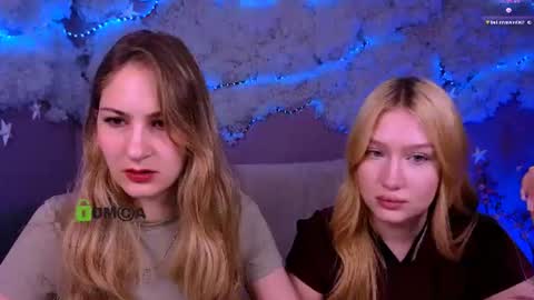 Snapshot of playful_sophie chatting on 10, 6, 2026 Sophie online show from 10, 6, 2026