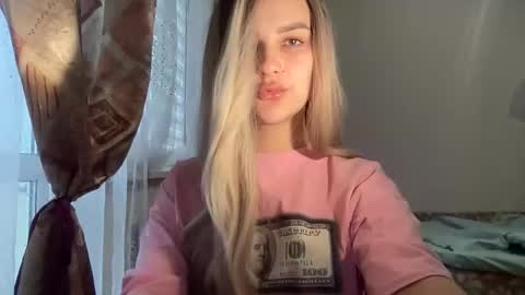 Mia online show from 1, 10, 2025