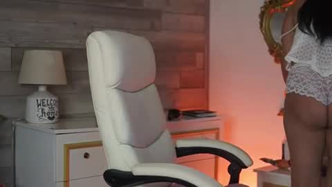 Snapshot of playfulsamy chatting on 5, 1, 2025 PlayfulSamy online show from 5, 1, 2025