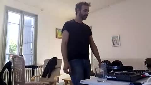 Snapshot of playge chatting on 11, 10, 2025 playge online show from 11, 10, 2025