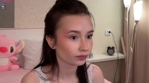 Snapshot of playussoftly chatting on 22, 4, 2026 Simona and Bonnie online show from 22, 4, 2026