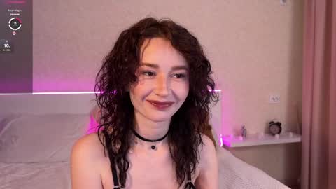 Snapshot of playussoftly chatting on 14, 5, 2026 Simona and Bonnie online show from 14, 5, 2026