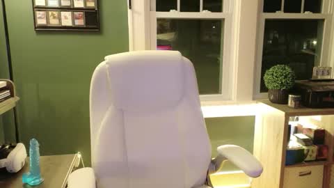 playwithbrittany online show from 14, 12, 2025