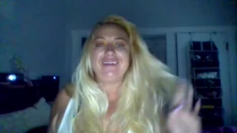 Snapshot of playwithmeplz11 chatting on 17, 6, 2026 playwithmeplz11 online show from 17, 6, 2026