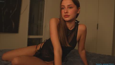 21 y.o Mila online show from 5, 1, 2026