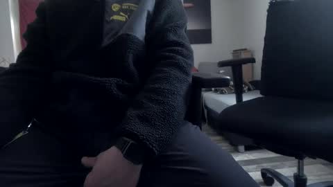 Snapshot of plboy23 chatting on 19, 10, 2025 Hello ask me . Im glad to see you here in my room. Welcome PVT is open online show from 19, 10, 2025