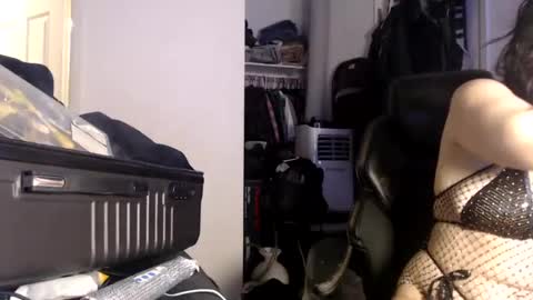 pleasantdinosaurus7537 online show from 8, 10, 2025