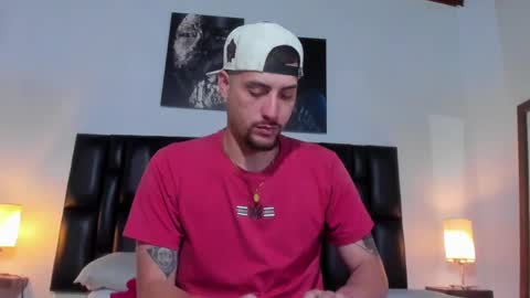 JUAN AND JULI online show from 26, 12, 2024