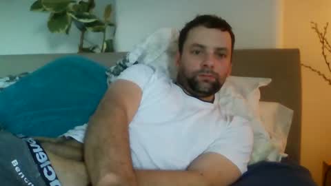 Snapshot of pleasurebayy chatting on 19, 11, 2025 pleasurebayy online show from 19, 11, 2025