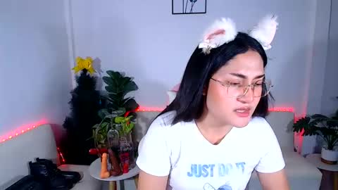 Ploysai online show from 11, 6, 2026