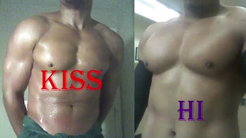 StraightPlush online show from 30, 3, 2026