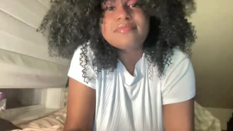 stariette online show from 24, 6, 2026