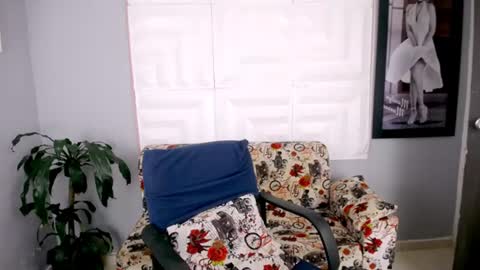 Snapshot of pocahontas_mcry chatting on 11, 6, 2026 pocahontas online show from 11, 6, 2026