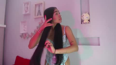 Snapshot of pocahontas_moon chatting on 23, 9, 2025 Pocahontas online show from 23, 9, 2025