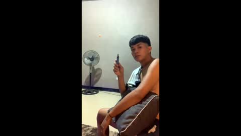 Snapshot of pogsipog chatting on 18, 5, 2026 pogsipog online show from 18, 5, 2026