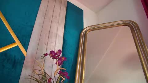 Snapshot of poison_milf_ chatting on 5, 6, 2026 poison_milf_ online show from 5, 6, 2026