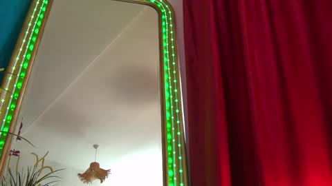 Snapshot of poison_milf_ chatting on 8, 6, 2026 poison_milf_ online show from 8, 6, 2026