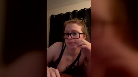 poisonivyy95 online show from 26, 2, 2026