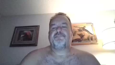 Snapshot of polarisman74 chatting on 15, 10, 2025 polarisman74 online show from 15, 10, 2025