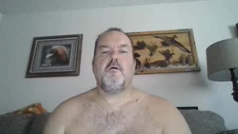 Snapshot of polarisman74 chatting on 2, 11, 2025 polarisman74 online show from 2, 11, 2025