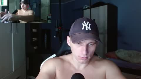 Poliglot online show from 15, 10, 2025