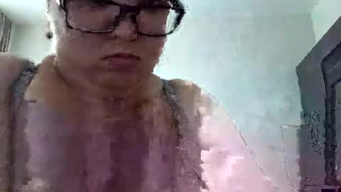 polina_moreau online show from 7, 6, 2026