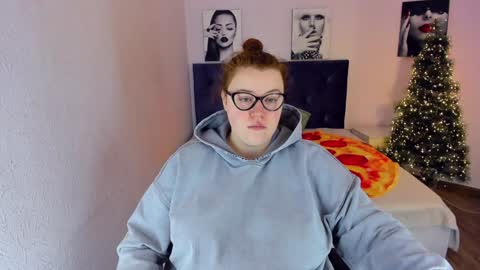Snapshot of polinasallivan chatting on 29, 12, 2024 Polina online show from 29, 12, 2024