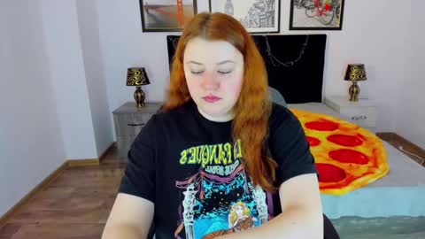Snapshot of polinasallivan chatting on 12, 1, 2025 Polina online show from 12, 1, 2025