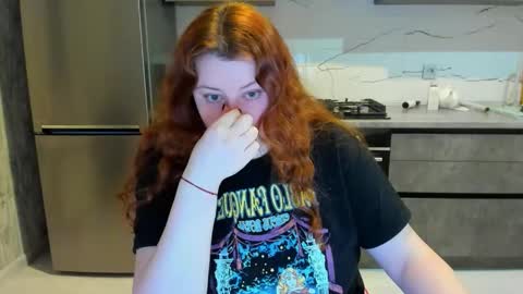 Snapshot of polinasallivan chatting on 21, 2, 2025 Polina online show from 21, 2, 2025