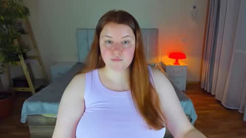 Snapshot of polinasallivan chatting on 9, 9, 2025 Polina online show from 9, 9, 2025