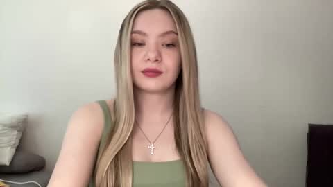 polishangel222 online show from 1, 6, 2026