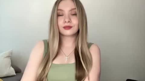 polishangel222 online show from 6, 6, 2026