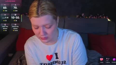 Snapshot of polly__mayer chatting on 19, 5, 2026 Polly online show from 19, 5, 2026
