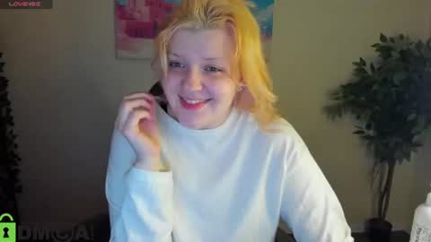Snapshot of polly__mayer chatting on 21, 6, 2026 Polly online show from 21, 6, 2026