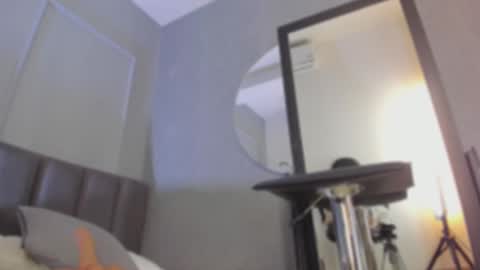 POLLY online show from 8, 10, 2025