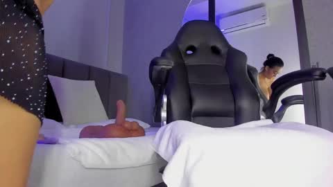 POLLY online show from 14, 11, 2025