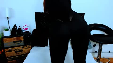 Polly online show from 28, 3, 2026