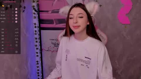 Snapshot of pollyhill1 chatting on 25, 10, 2025 online show from 25, 10, 2025