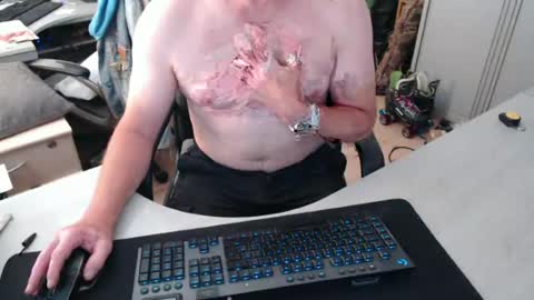 Snapshot of poodledude chatting on 24, 6, 2026 Dave online show from 24, 6, 2026