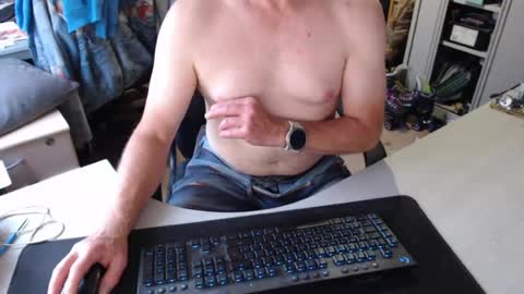Snapshot of poodledude chatting on 15, 7, 2026 Dave online show from 15, 7, 2026