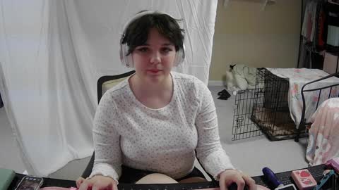 Snapshot of popaspuppy chatting on 7, 1, 2025 Puppy online show from 7, 1, 2025