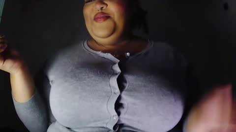 poppyprincess261371 online show from 8, 11, 2025