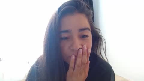 porcelainlux online show from 14, 2, 2026